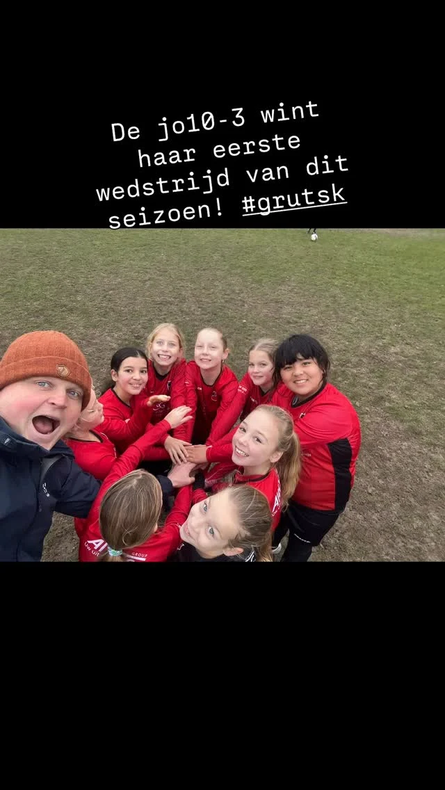 De jo10-3 wint haar eerste wedstrijd van dit seizoen! #grutsk