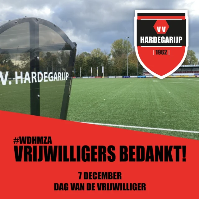 Vandaag is het de Dag van de Vrijwilliger, en zetten we al onze toppers in het zonnetje ☀️

Vrijwilligers vormen het kloppend hart van VV Hardegarijp. Dankzij jullie draait het sportpark, straalt onze club en kunnen honderden leden elke week genieten van het voetbal.

Bedankt voor alles wat jullie doen! Zichtbaar of achter de schermen, wekelijks of eens per seizoen: We doen het met zi'n allen! #WDHMZA ❤️🖤
#DagVanDeVrijwilliger #vvHardegarijp